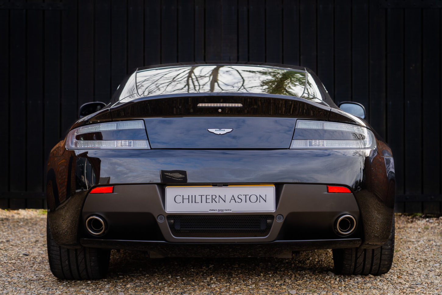 2017 Aston Martin V8 Vantage Coupe