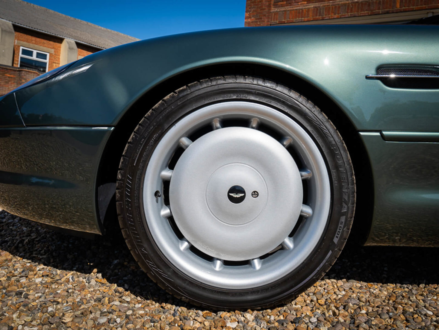 1995 Aston Martin DB7 Coupe